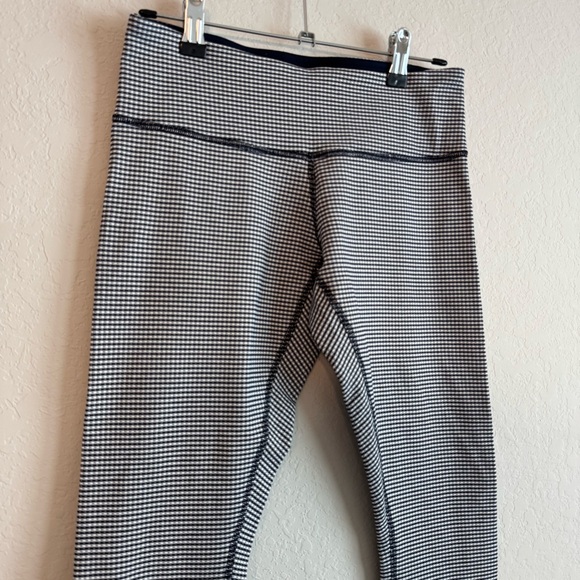 Lululemon Wunder Under Crop II Gingham Luon White Black 6 - Picture 3 of 7